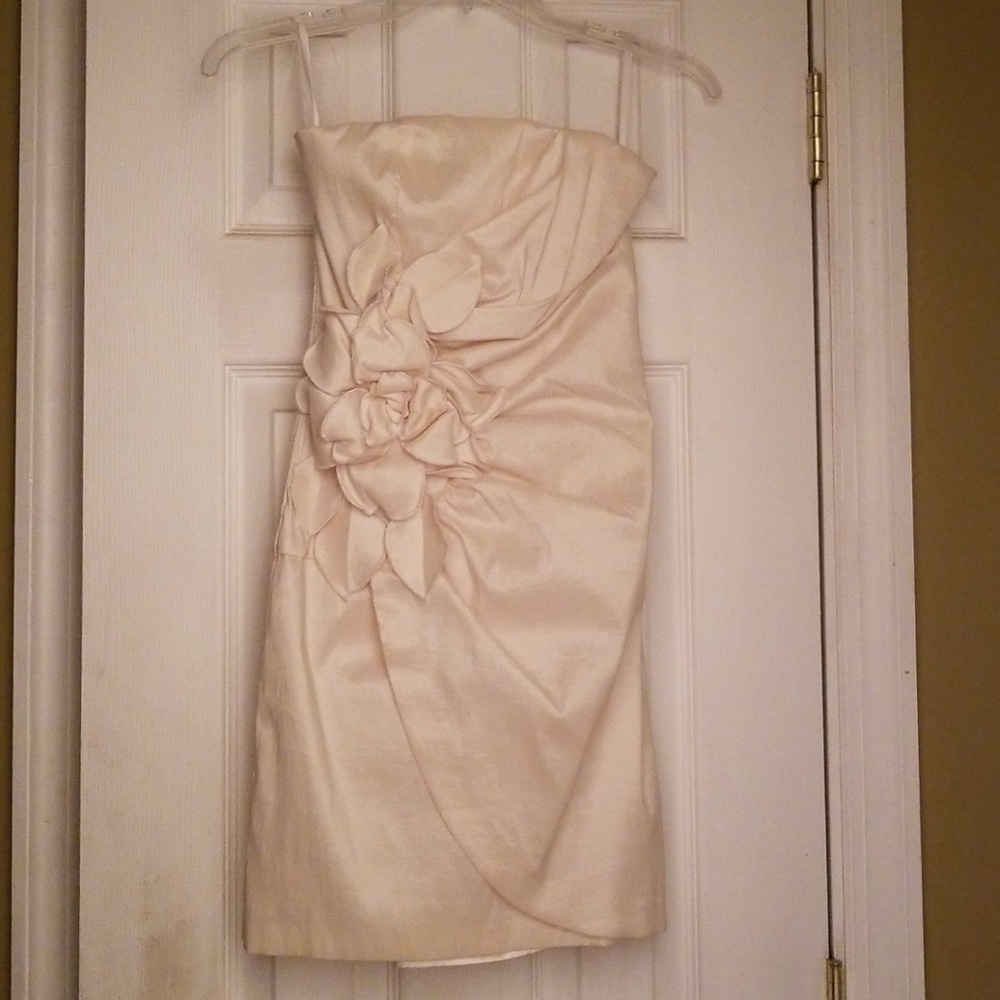 Short white prom dress